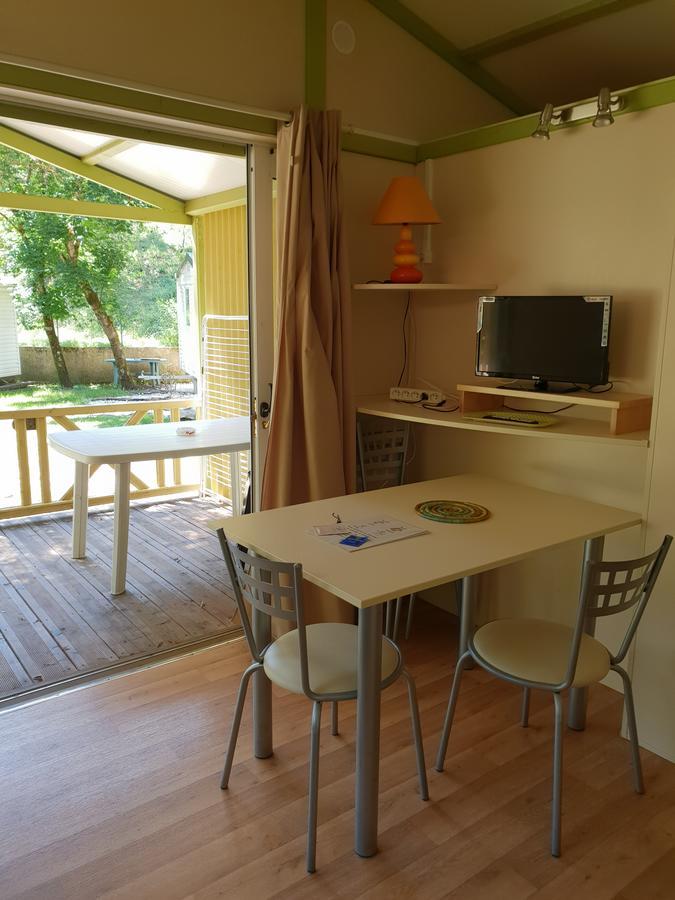 Camping Le Pesquier Hotel Castellane Exterior photo