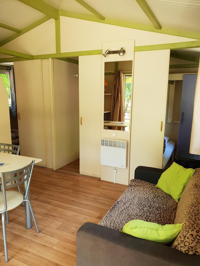 Camping Le Pesquier Hotel Castellane Exterior photo